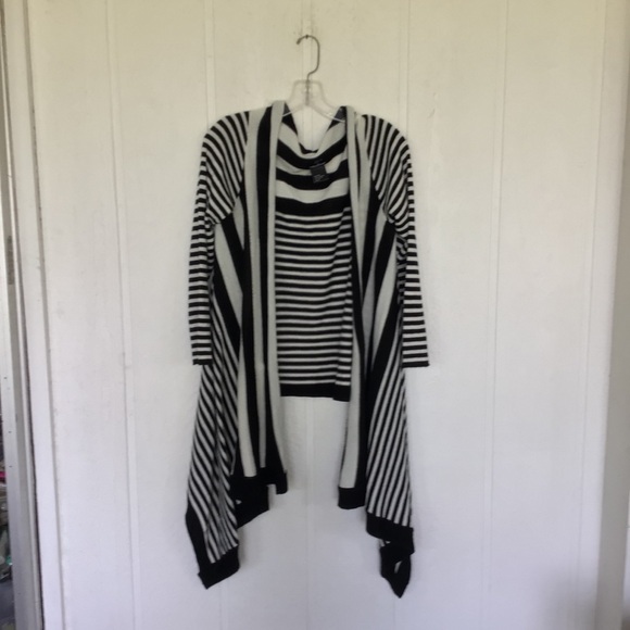 NINA LEONARD BLACK WHITE CARDIGAN SIZE SMALL - Picture 5 of 12